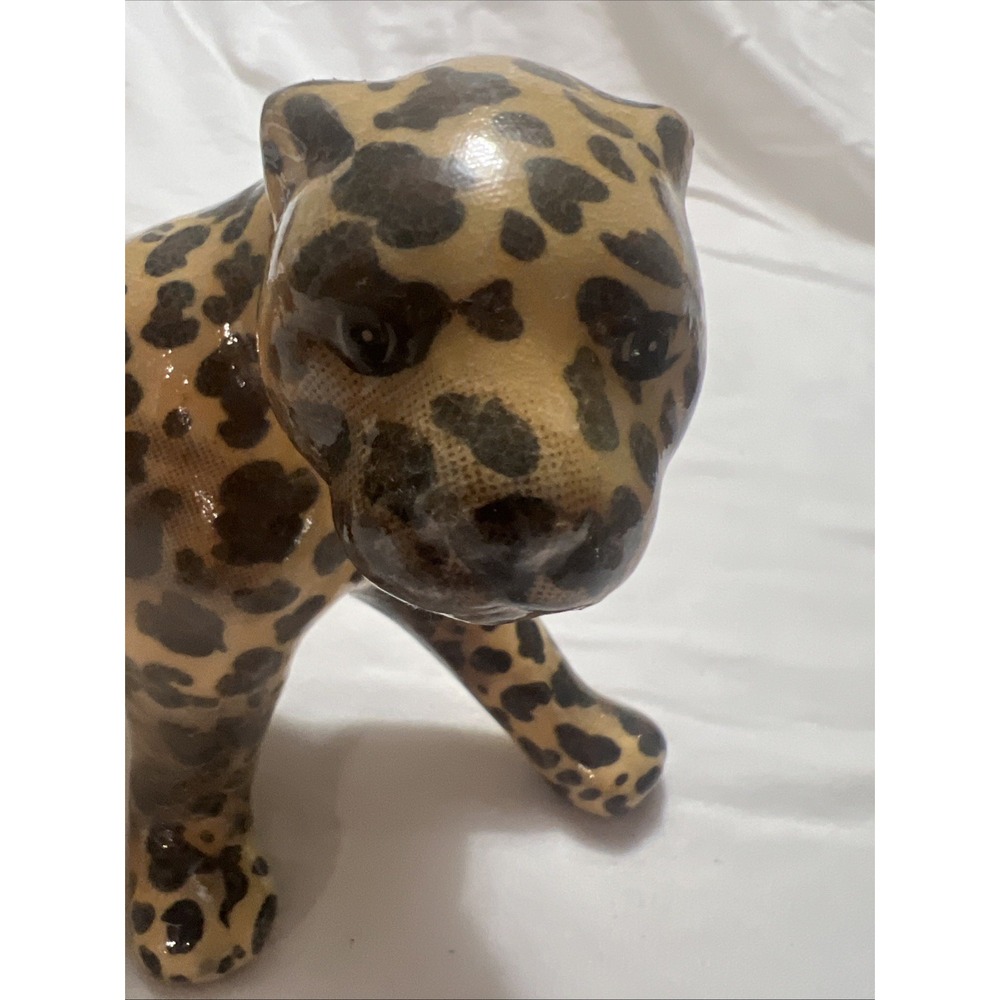 Vintage Paper Mache Leopard Jaguar Figurine – Glossy Hand Painted - 5"H 9"L - Picture 6 of 7